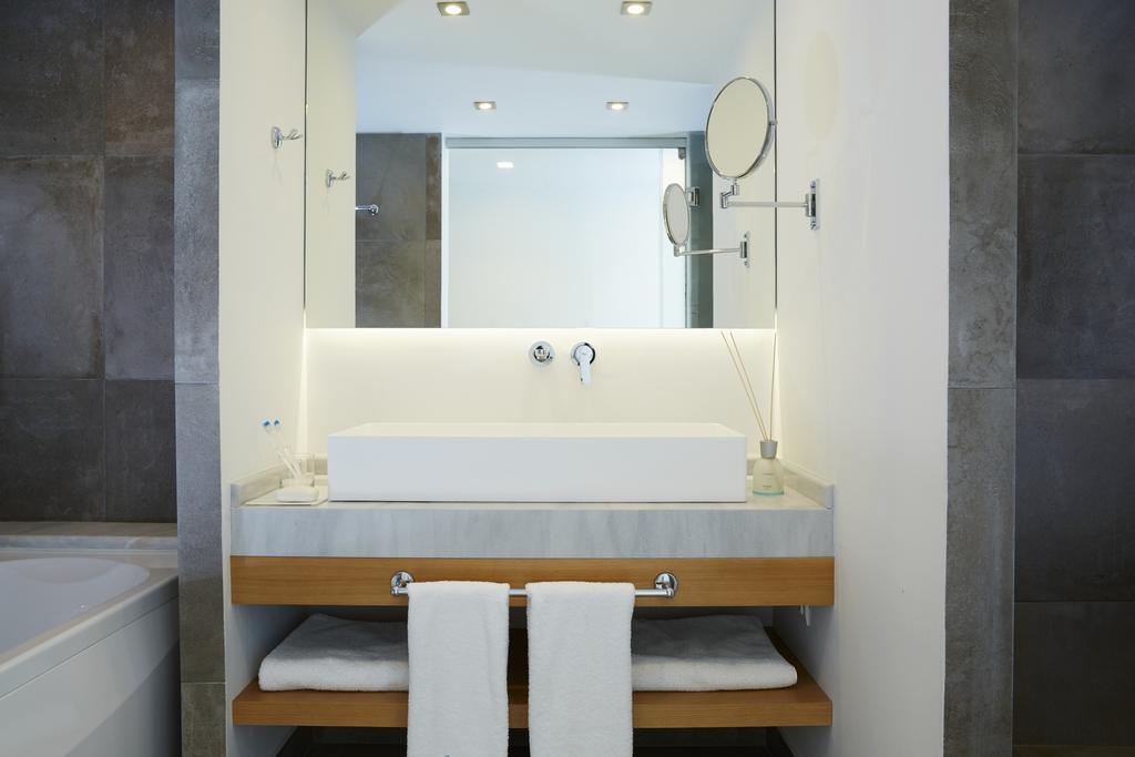 Lichnos Beach Parga Room photo